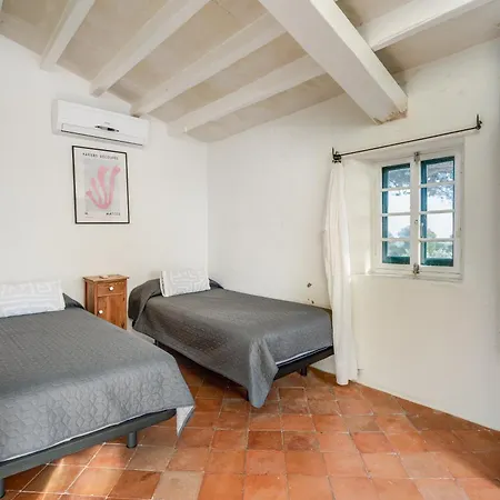 Torret 46 * Sant Lluís