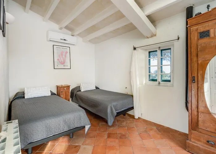 Torret 46 * Sant Lluís